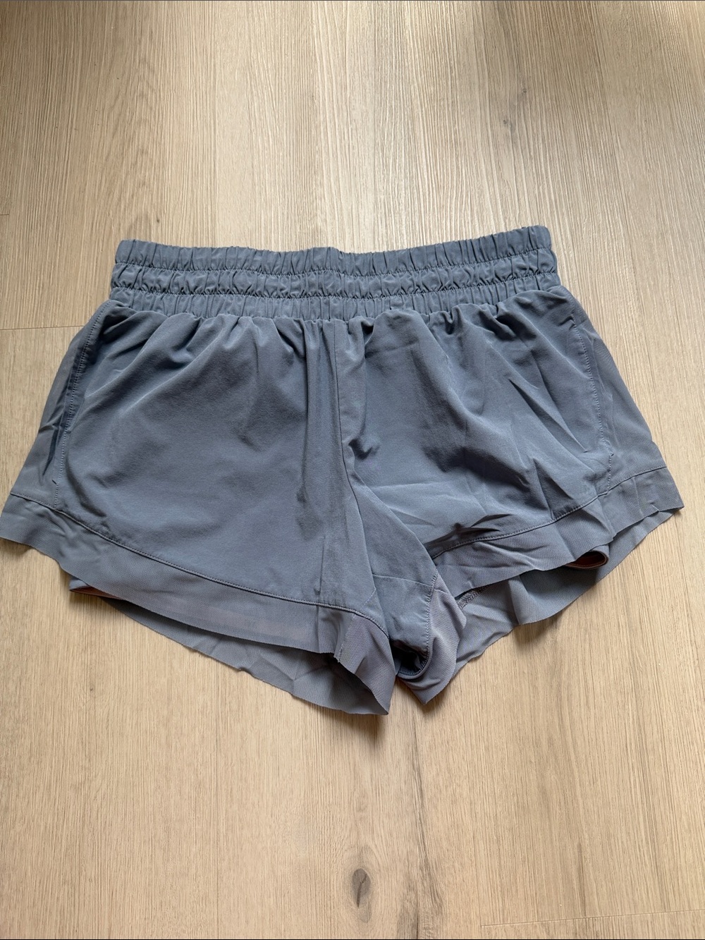 Women's Athletic Running Shorts — Slate Gray Elastic-Waist